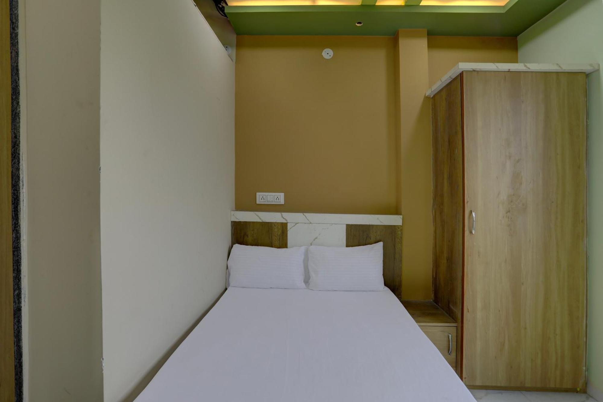 Spot On Hotel Ronak Place Indore Exterior foto