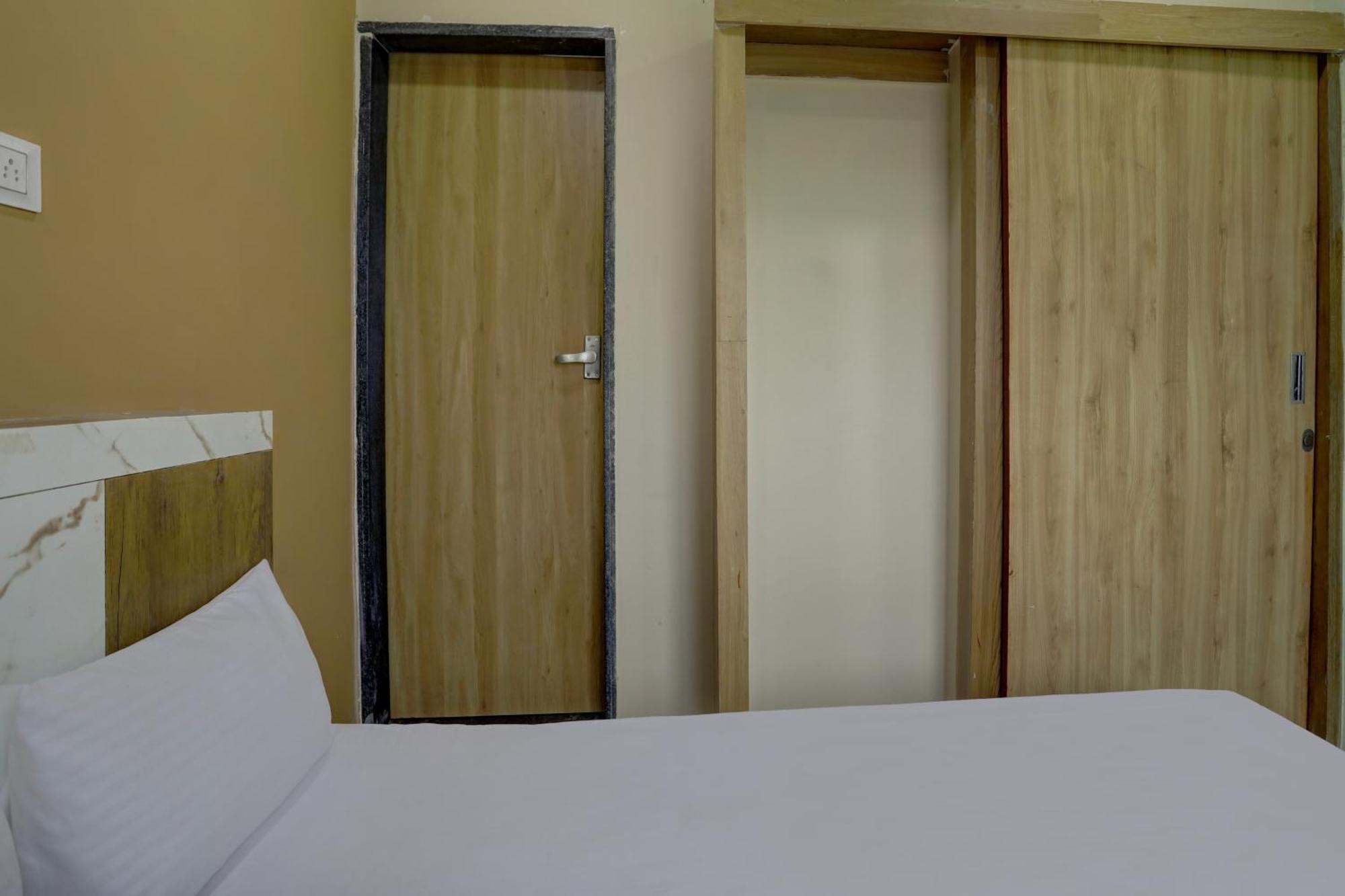 Spot On Hotel Ronak Place Indore Exterior foto